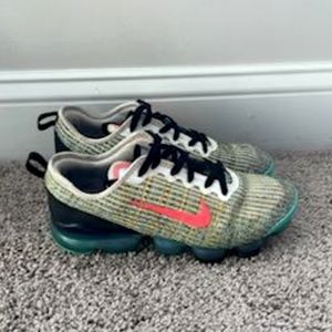 Nike Women Air VaporMax